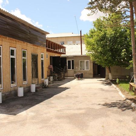 Guest House Jamal Naryn Екстериор снимка
