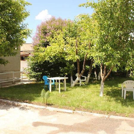 Guest House Jamal Naryn Екстериор снимка