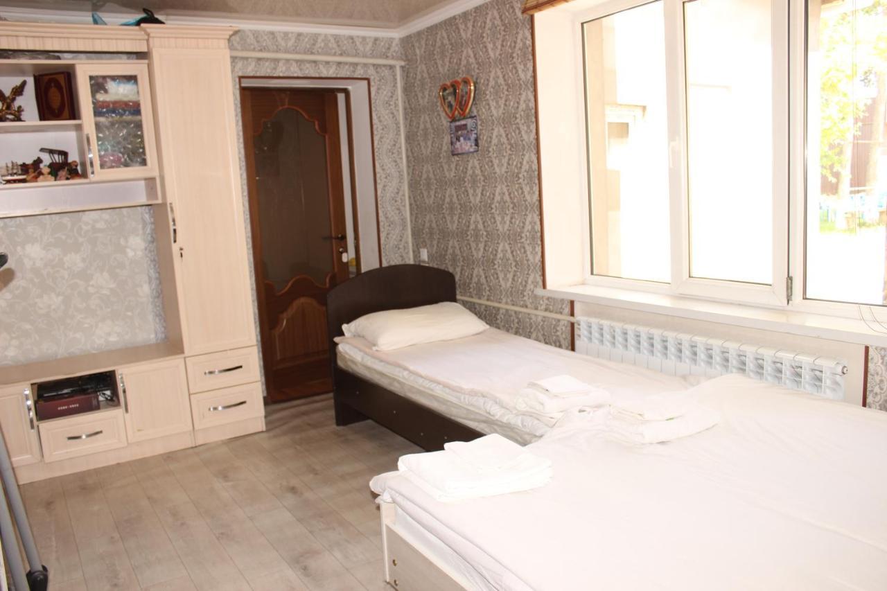 Guest House Jamal Naryn Екстериор снимка