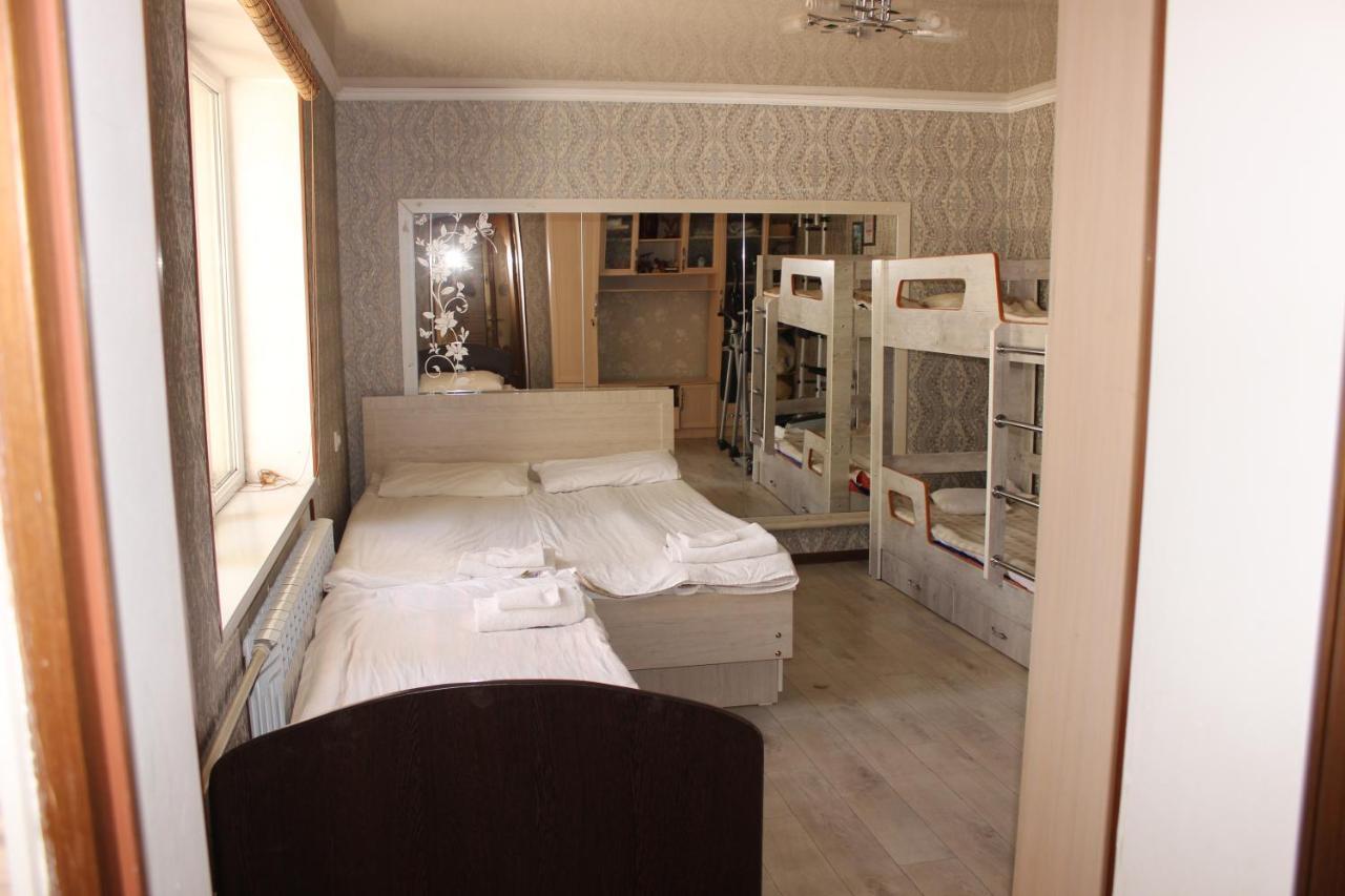 Guest House Jamal Naryn Екстериор снимка