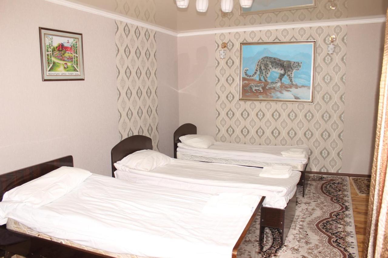 Guest House Jamal Naryn Екстериор снимка