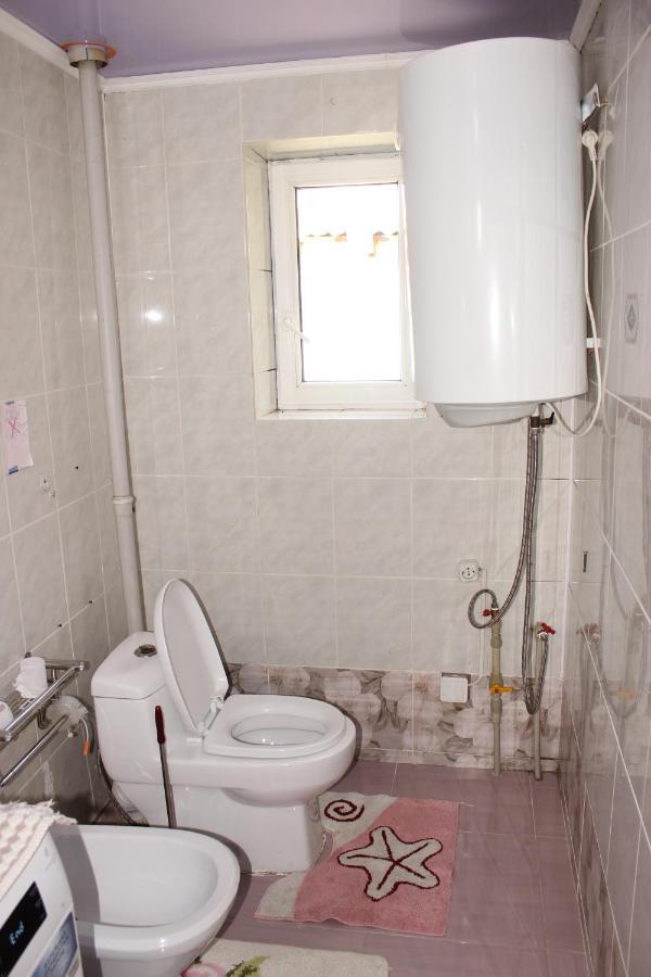 Guest House Jamal Naryn Екстериор снимка