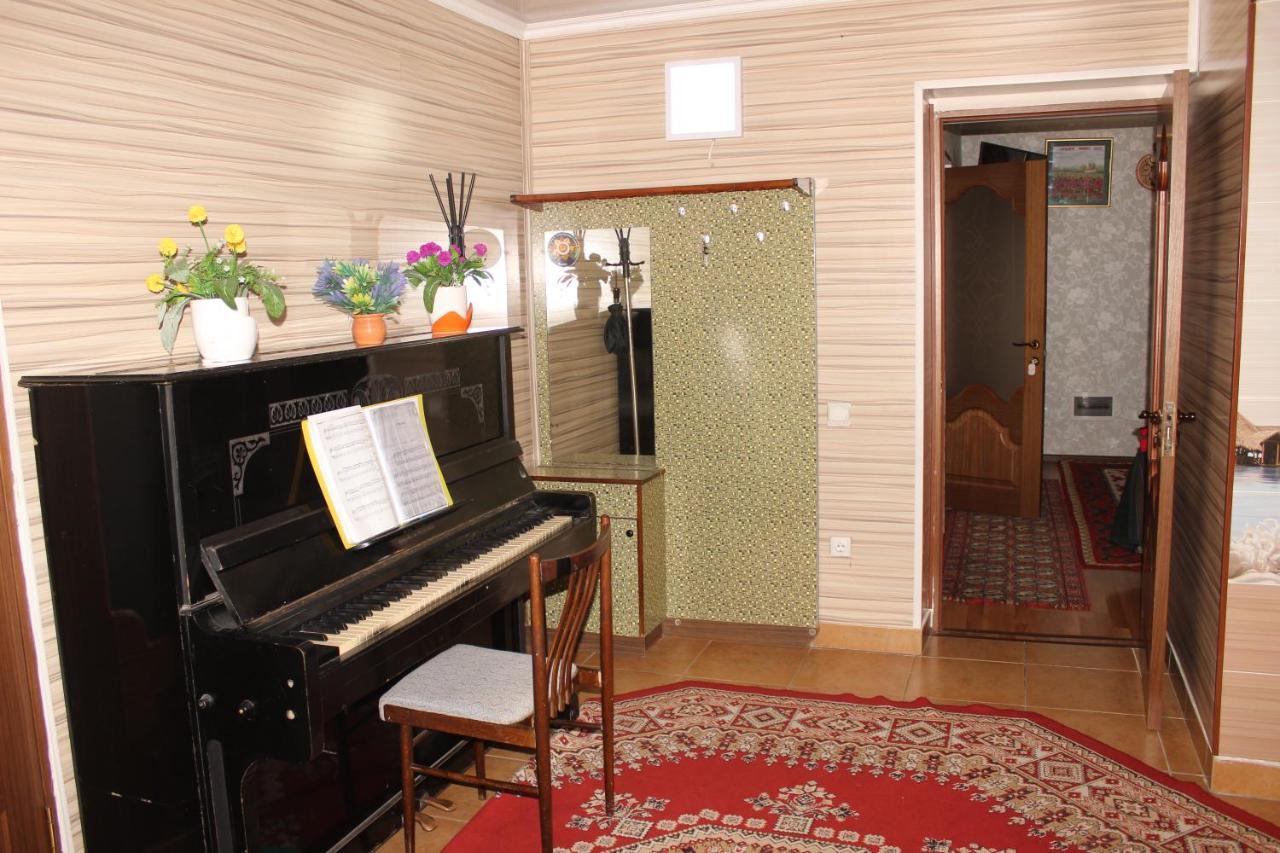 Guest House Jamal Naryn Екстериор снимка