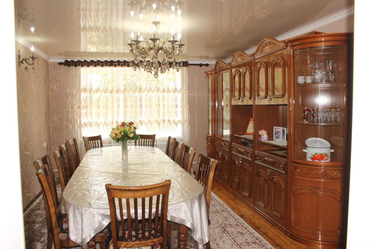 Guest House Jamal Naryn Екстериор снимка
