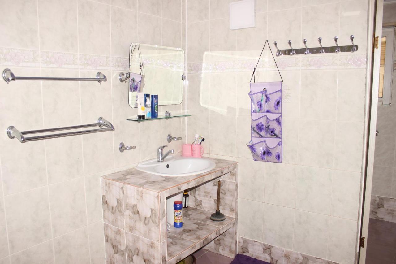 Guest House Jamal Naryn Екстериор снимка