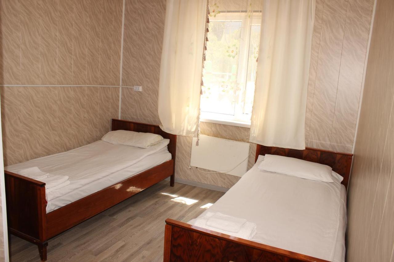 Guest House Jamal Naryn Екстериор снимка
